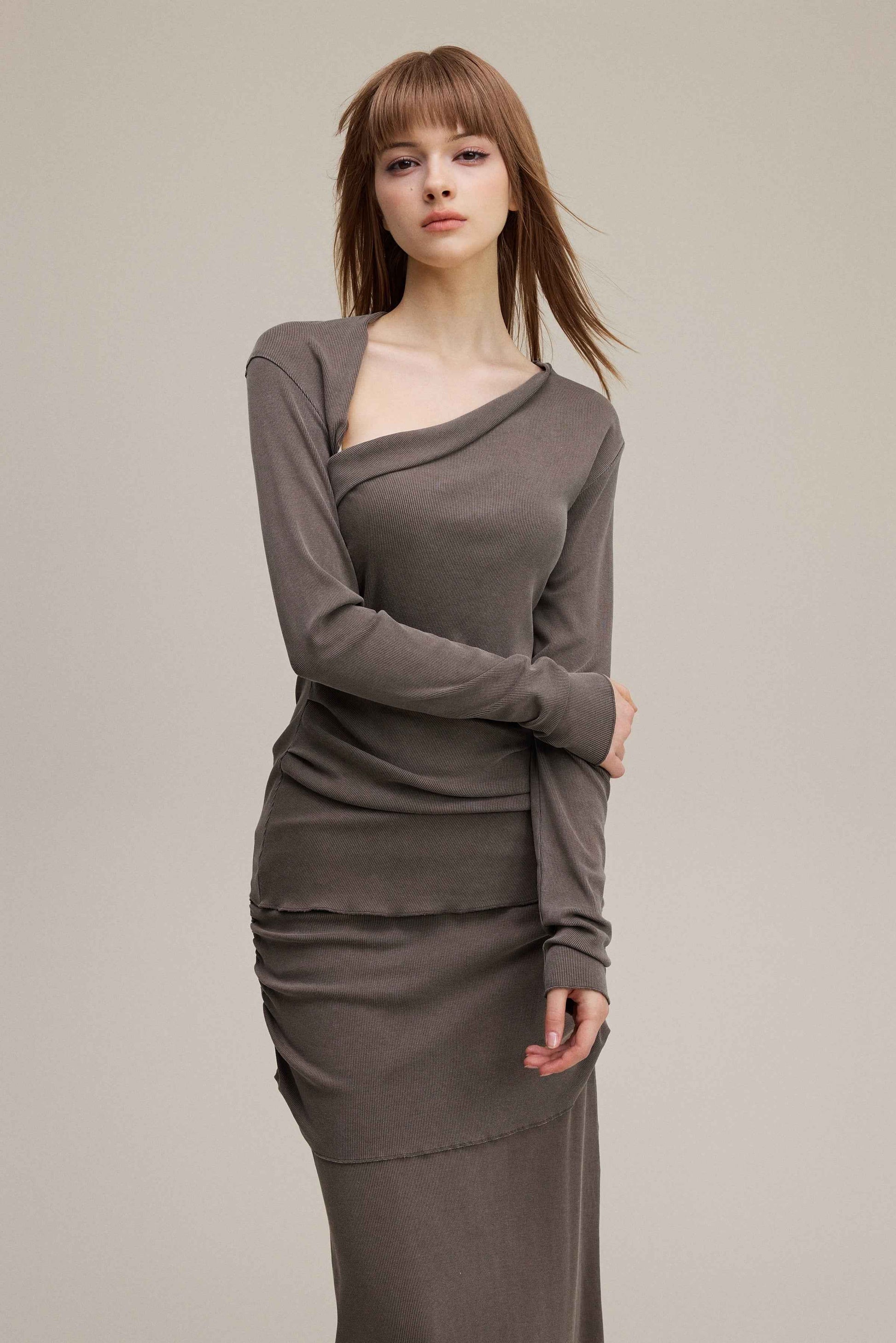 275GSM Women's Slim-Fit Asymmetrical Shoulder Pigment-Wash Long-Sleeve T-shirt