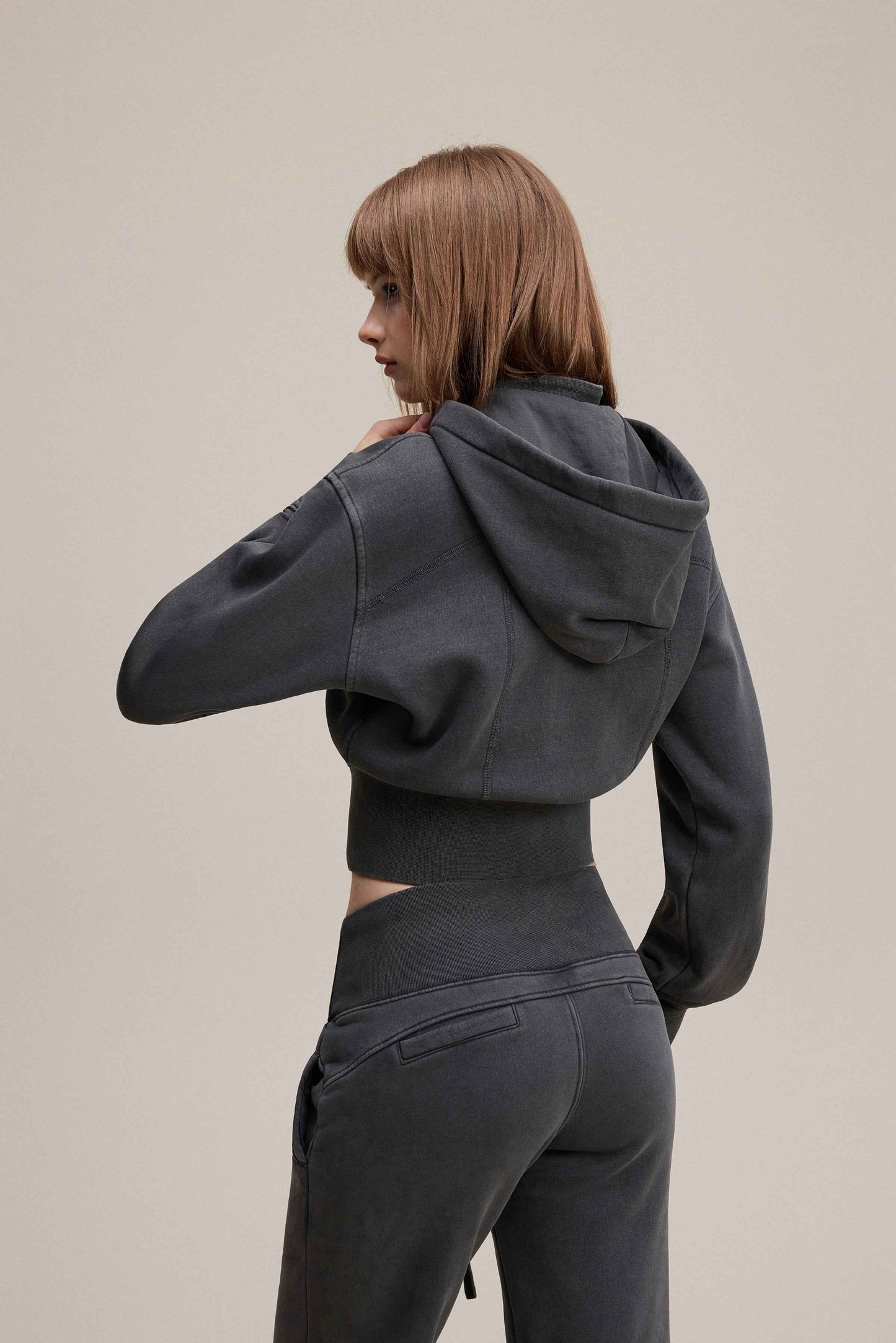 400GSM Women’s Outdoor Slim-Fit Pigment-Wash Sweatshirt