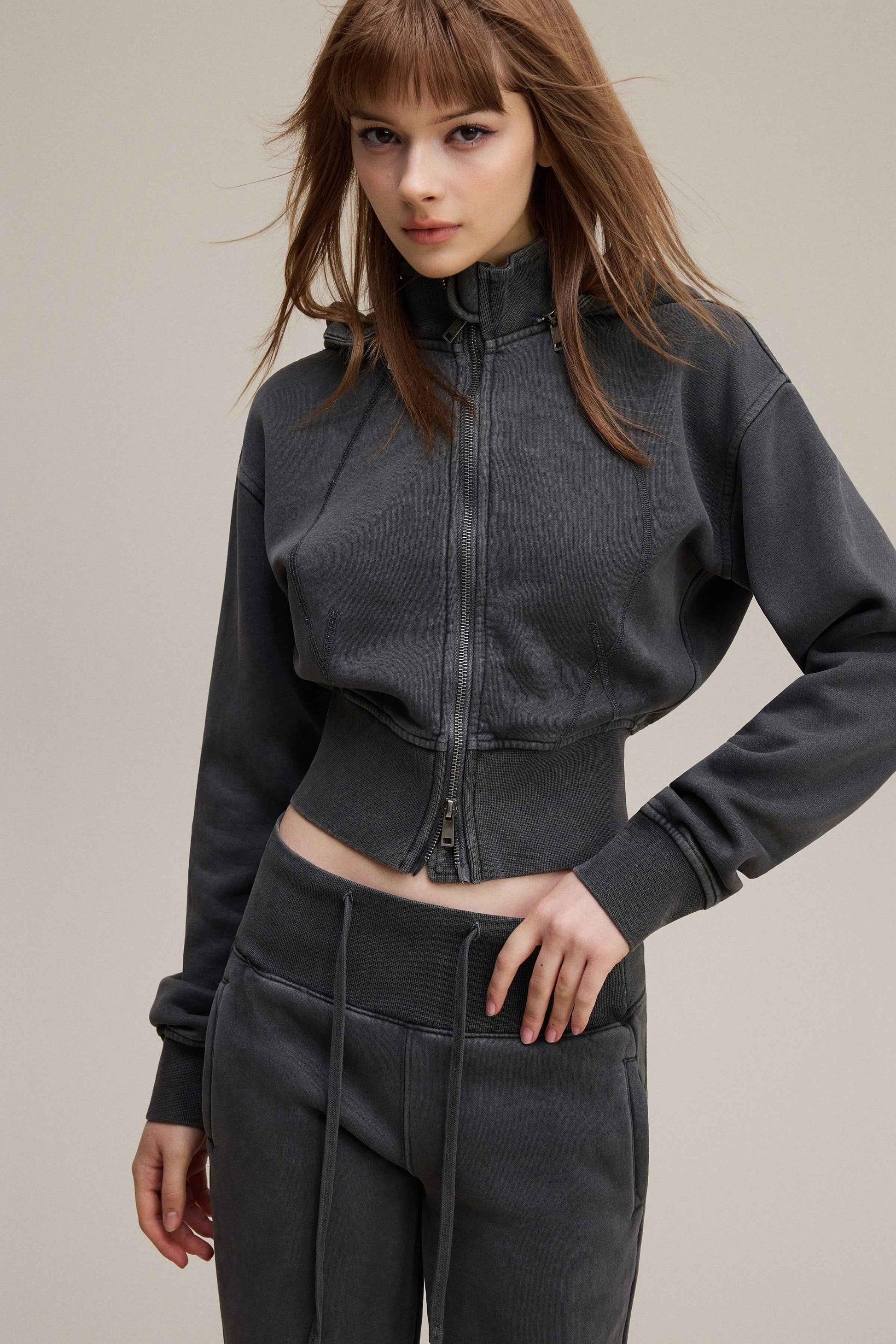400GSM Women’s Outdoor Slim-Fit Pigment-Wash Sweatshirt
