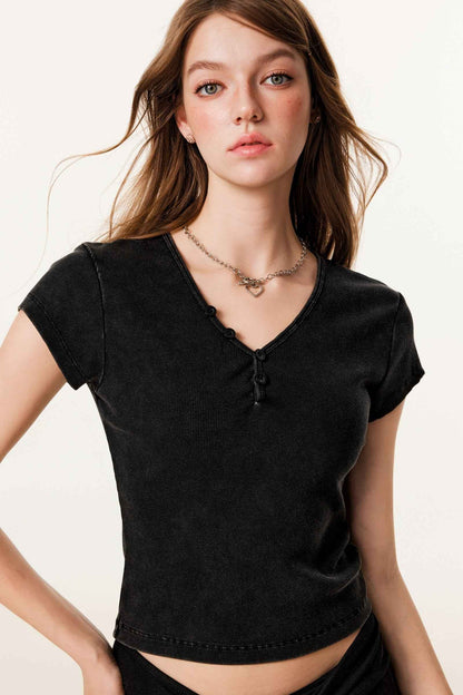 275GSM Women's V-Neck Ski-Inspired Distressed-Wash T-shirt