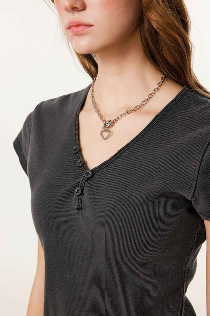275GSM Women's V-Neck Ski-Inspired Distressed-Wash T-shirt