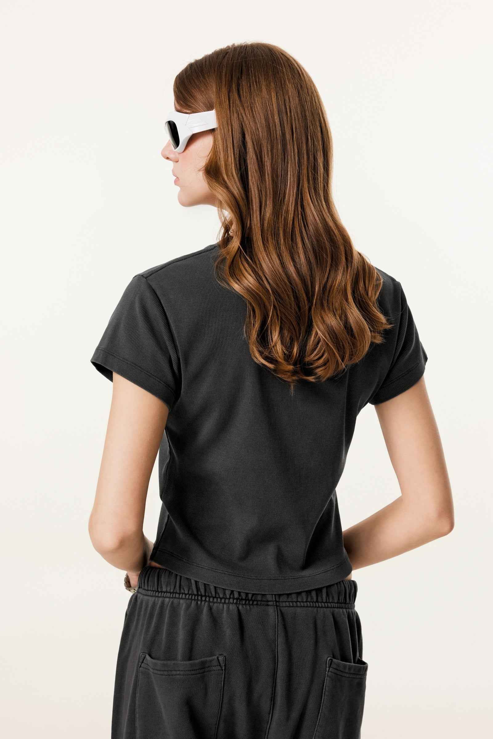 275GSM Women’s Figure-Flattering Straight Shoulder T-shirt