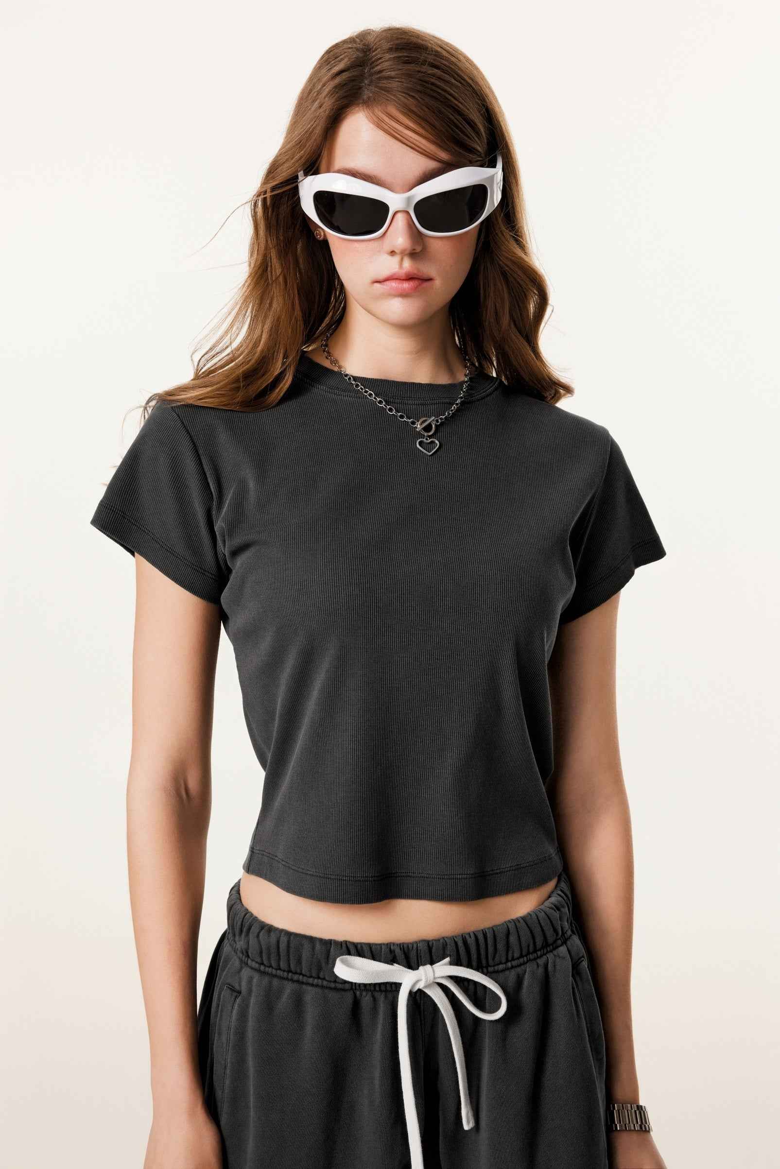 275GSM Women’s Figure-Flattering Straight Shoulder T-shirt