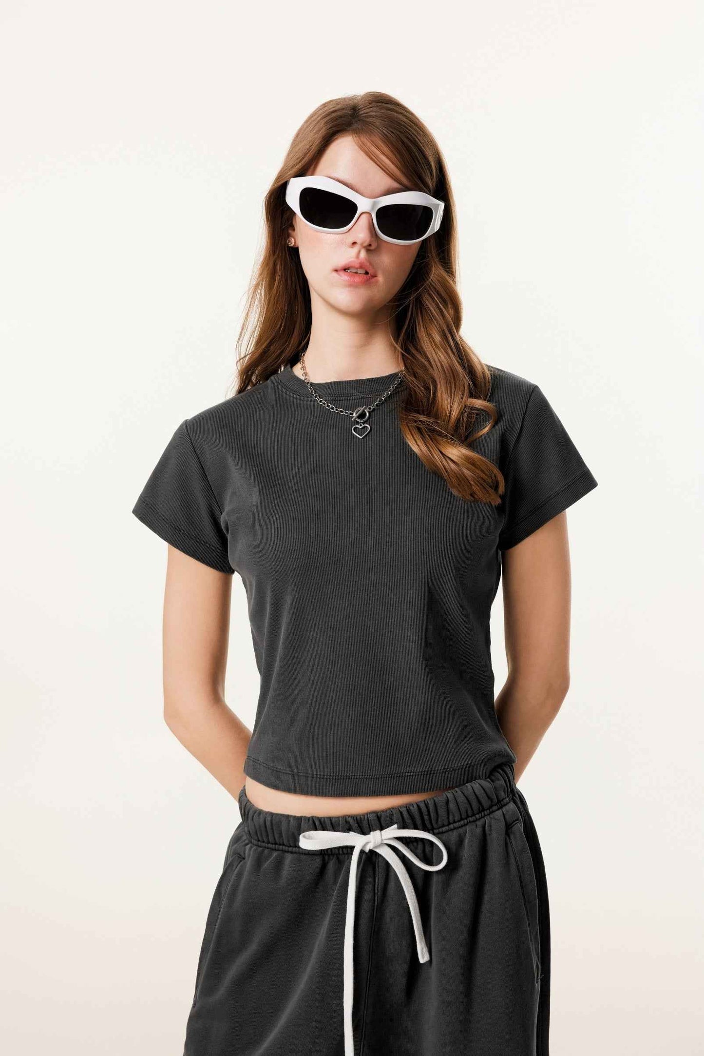275GSM Women’s Figure-Flattering Straight Shoulder T-shirt
