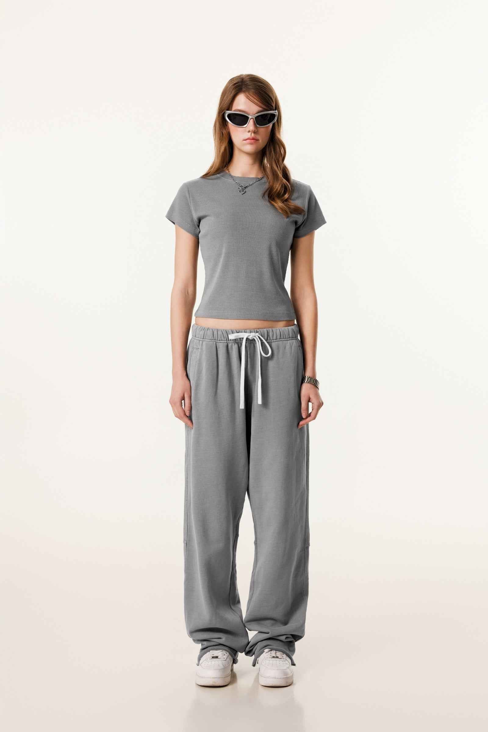 275GSM Women’s Figure-Flattering Straight Shoulder T-shirt
