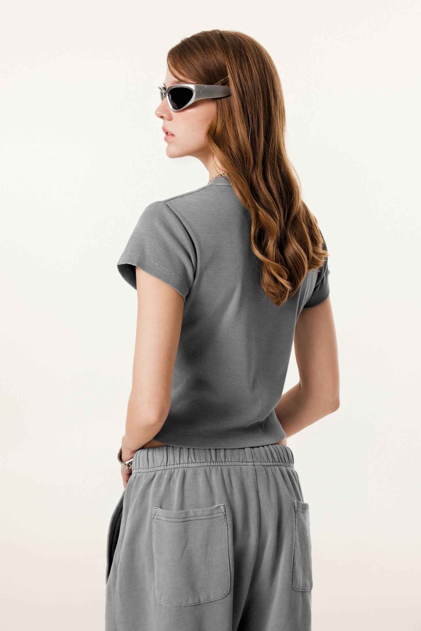 275GSM Women’s Figure-Flattering Straight Shoulder T-shirt