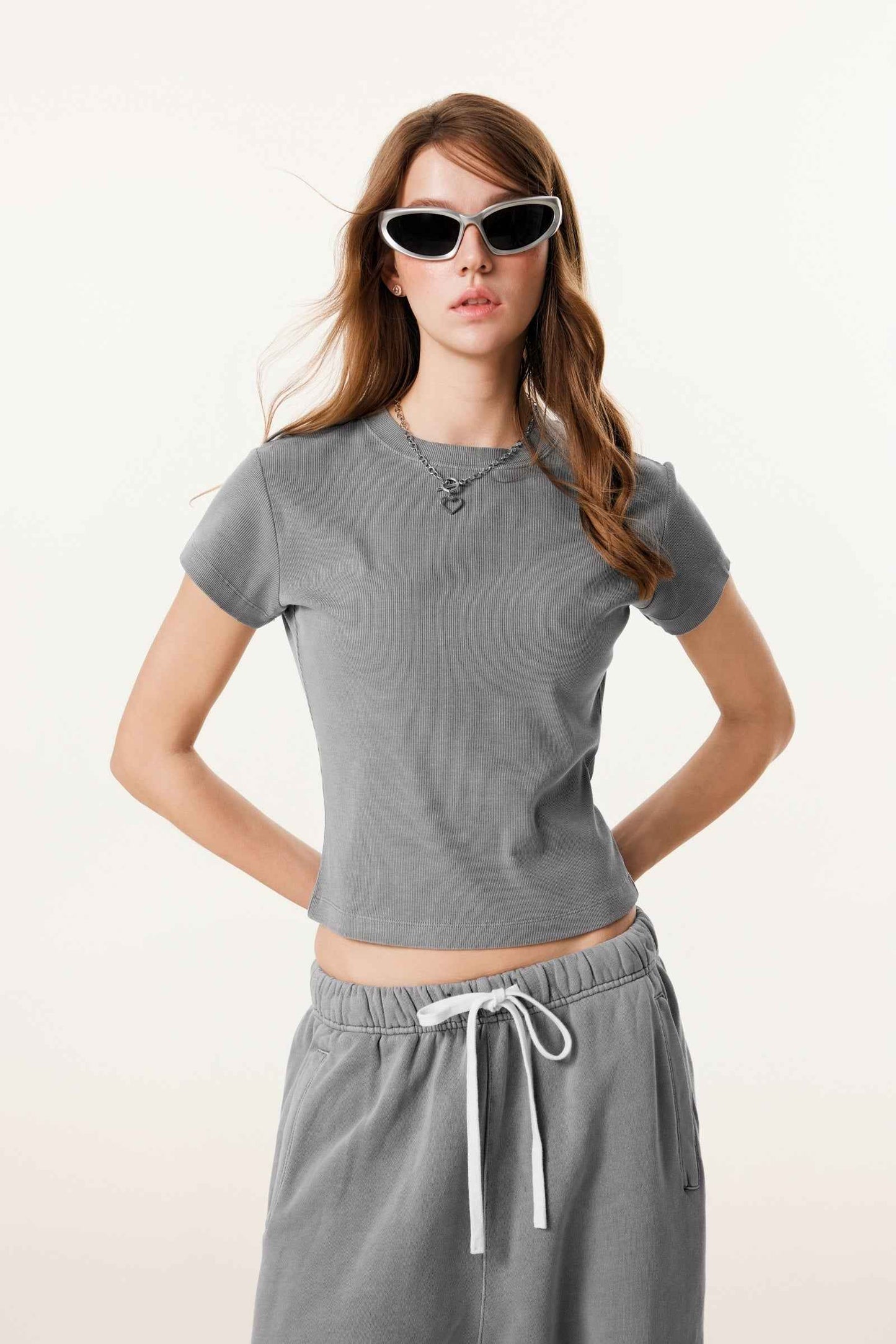 275GSM Women’s Figure-Flattering Straight Shoulder T-shirt