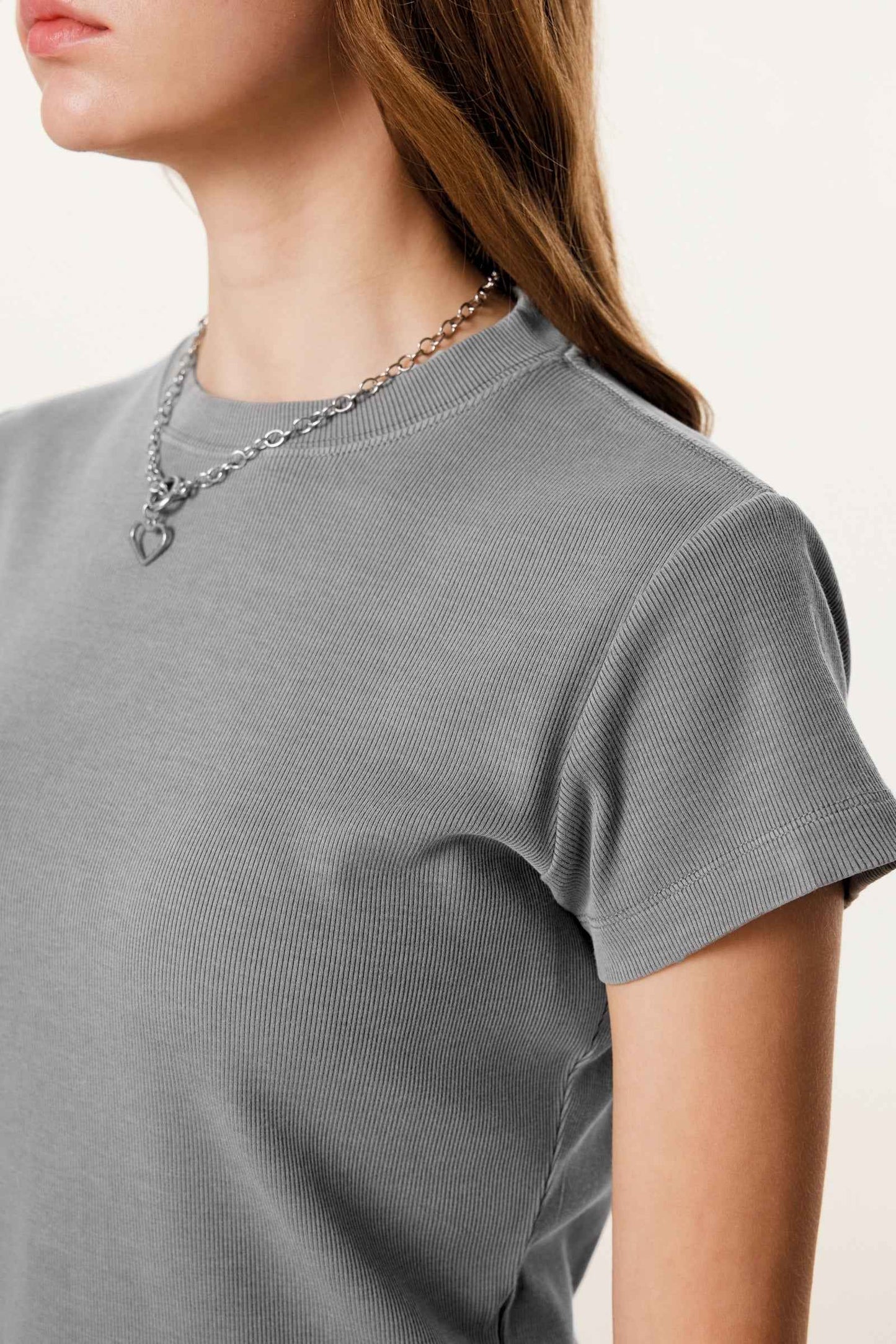 275GSM Women’s Figure-Flattering Straight Shoulder T-shirt