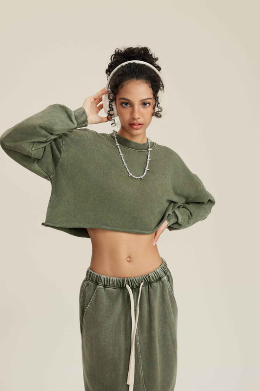 380GSM Women's Heavyweight Distressed Snow-Wash Raw-Hem Cropped Long sleeve Sweatshirt