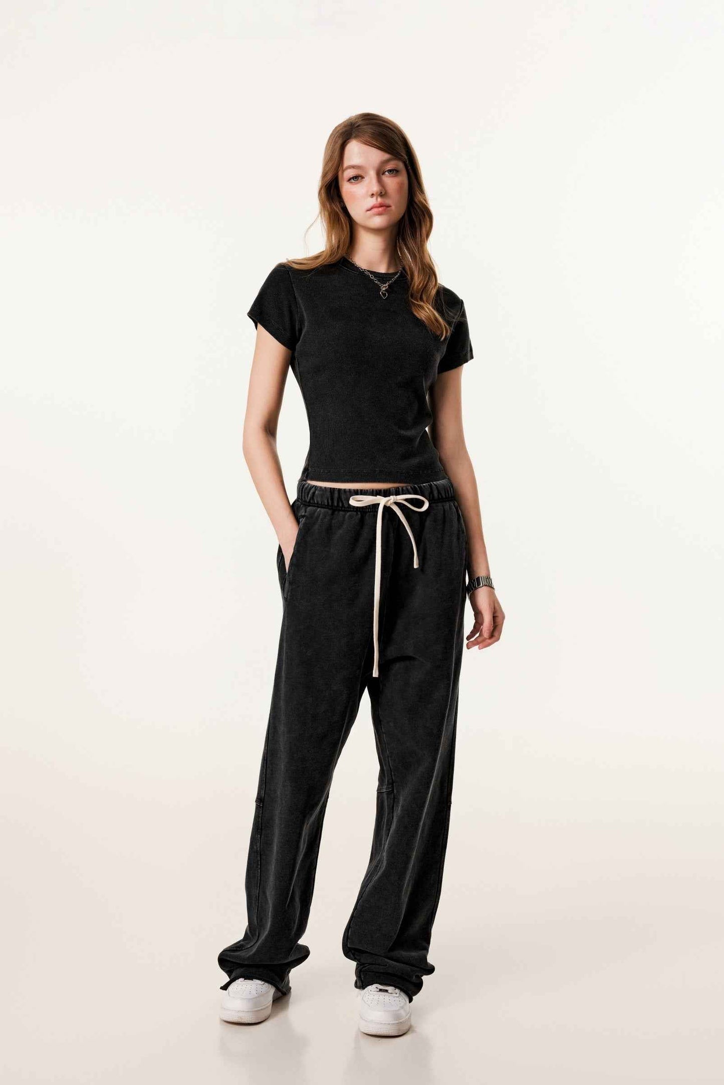 275GSM Women’s Figure-Flattering Straight Shoulder T-shirt