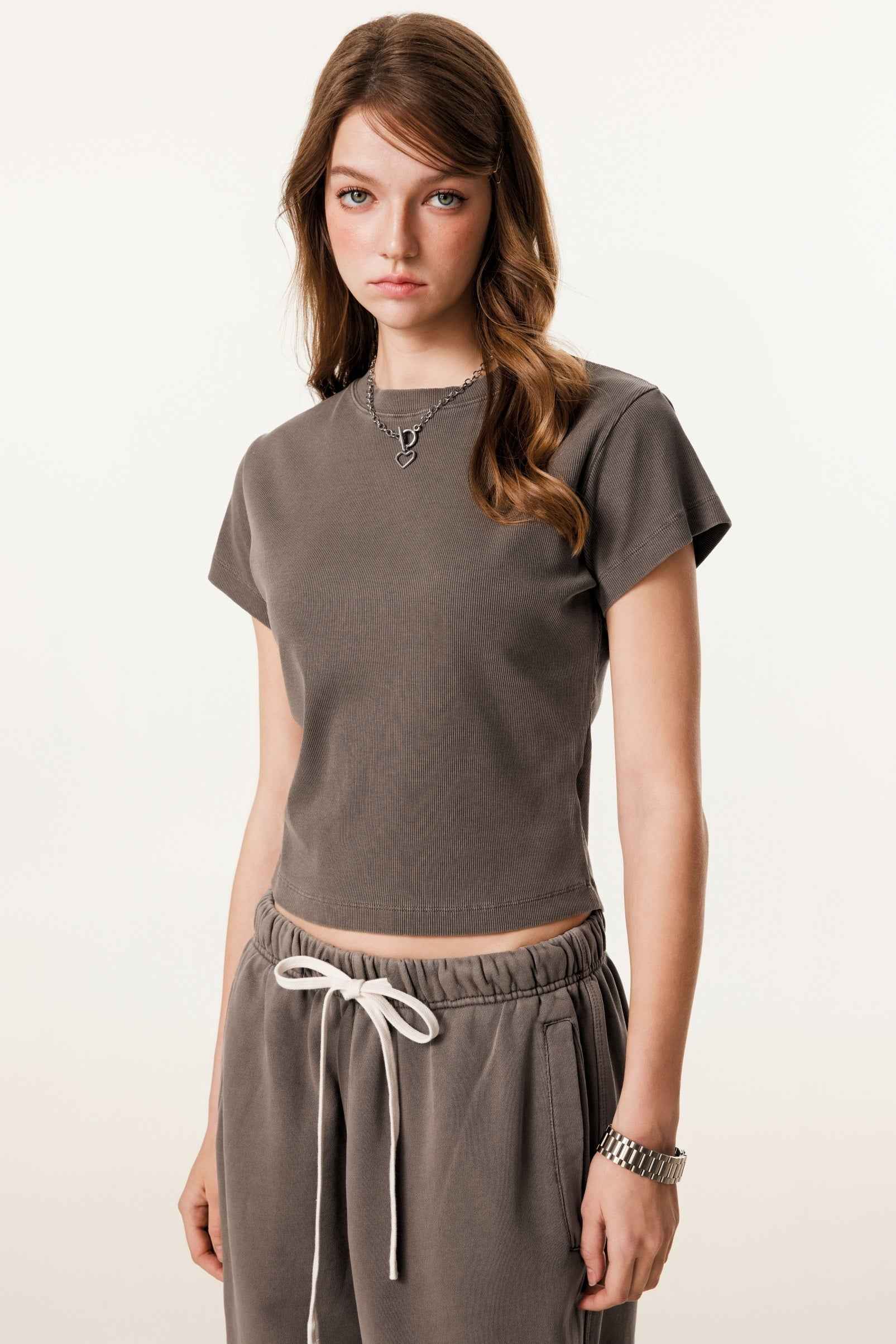 275GSM Women’s Figure-Flattering Straight Shoulder T-shirt