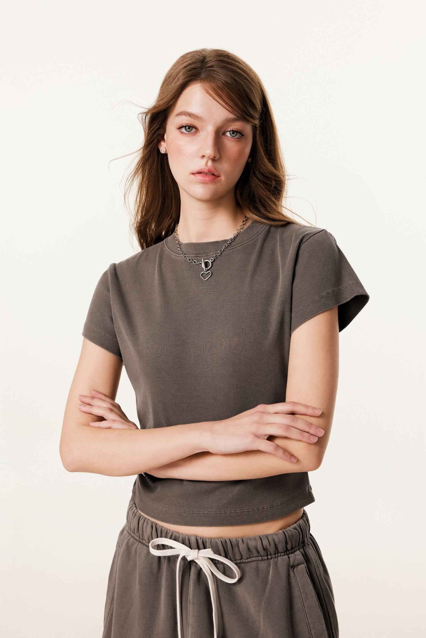 275GSM Women’s Figure-Flattering Straight Shoulder T-shirt