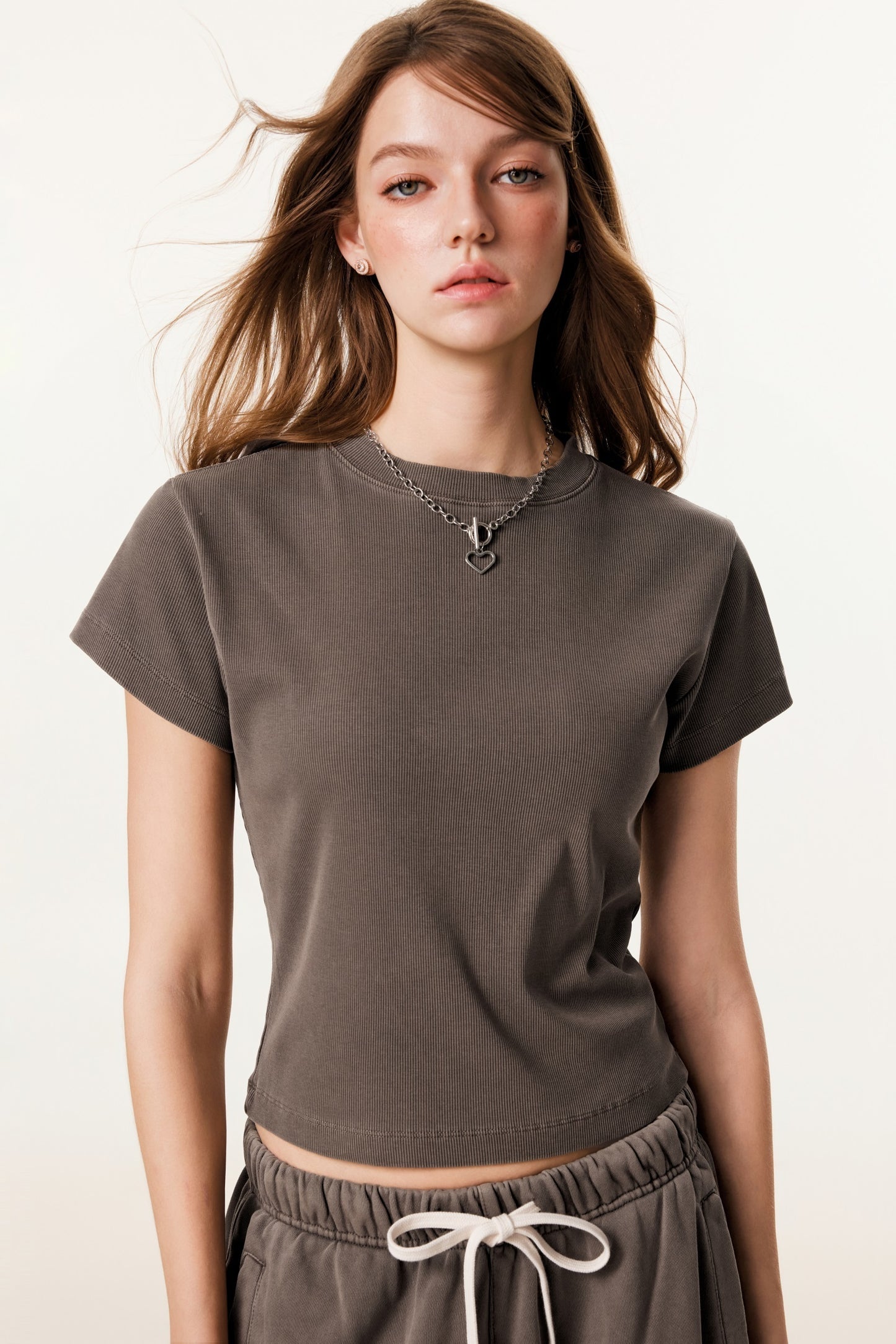275GSM Women’s Figure-Flattering Straight Shoulder T-shirt Coffee 