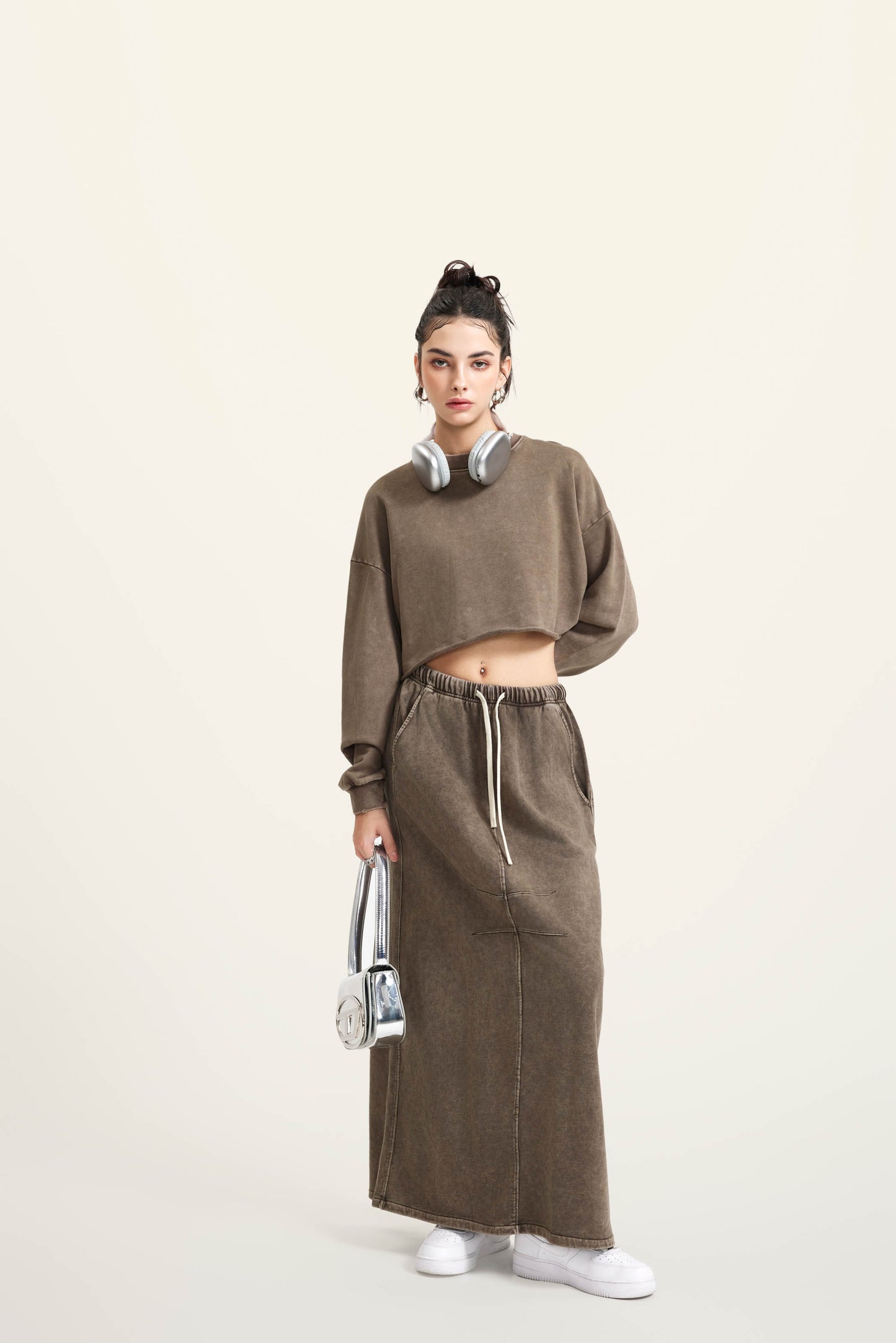 380GSM Women’s Heavyweight Distressed Snow-Wash Raw-Hem Cropped Long sleeve Coffee 