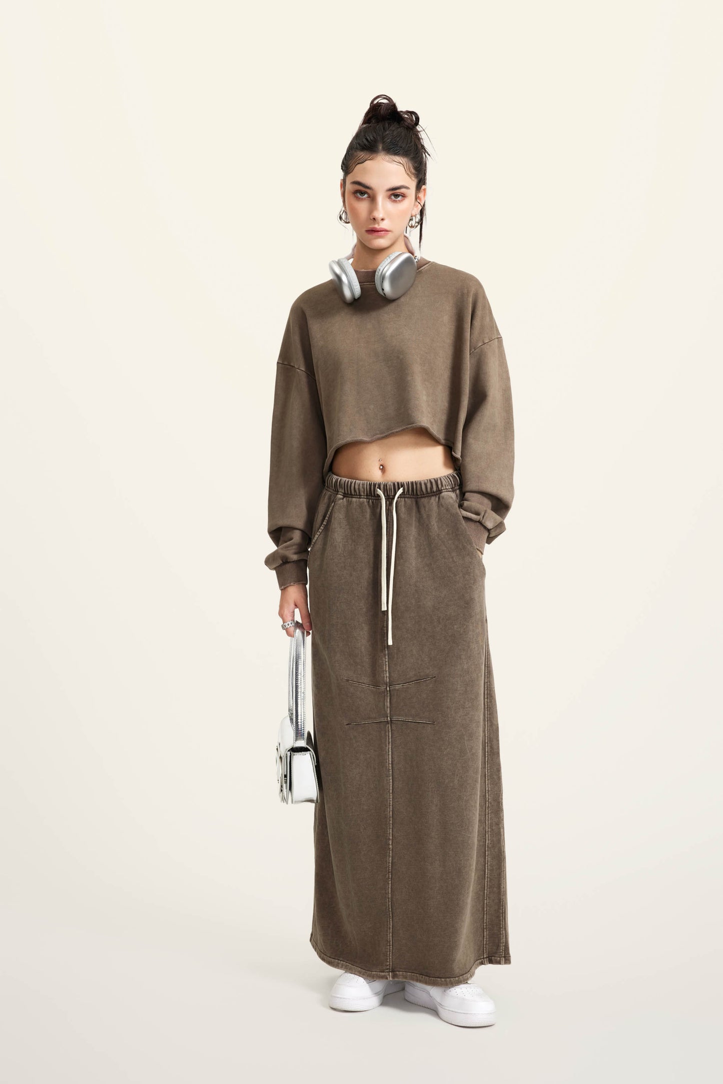 380GSM Women’s Heavyweight Distressed Snow-Wash Raw-Hem Cropped Long sleeve Coffee 