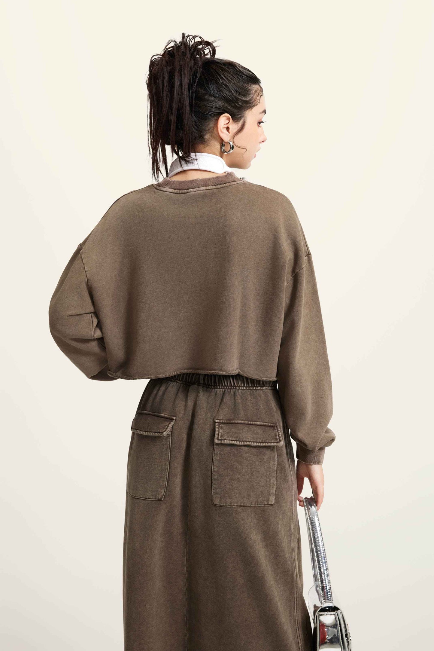 380GSM Women's Heavyweight Distressed Snow-Wash Raw-Hem Cropped Long sleeve Sweatshirt